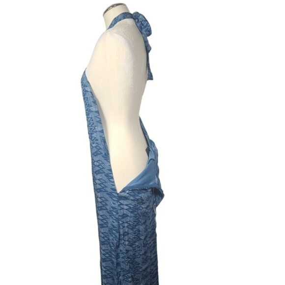 NWT Fashion Nova Belize Blue Printed Halter Jumpsuit M - Picture 5 of 9